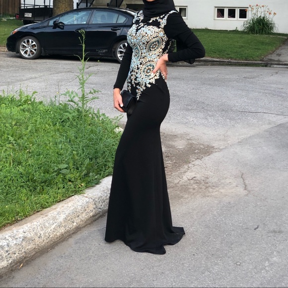 Evening/prom dress/gown - Picture 3 of 5